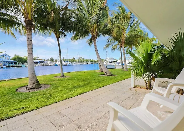 Sailfish Suites 5 - Waterfront Lodging